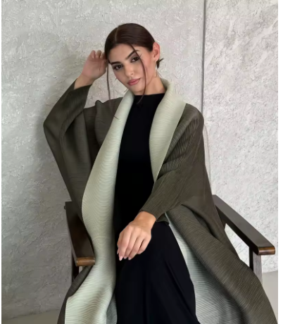 لعباية النسائية المياكي المطوية